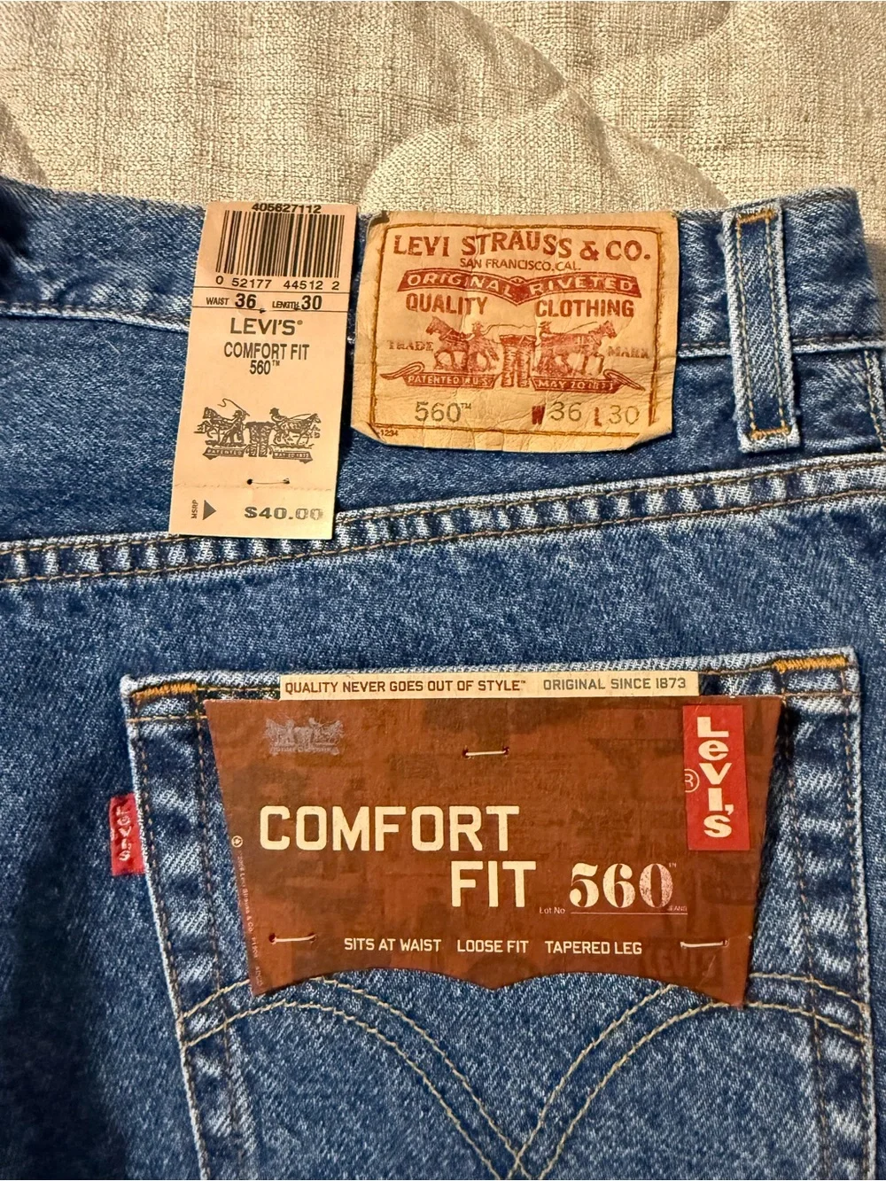 Levi’s 560 Comfort Fit Jeans – New with Tags (NWT) – Men’s 36x30